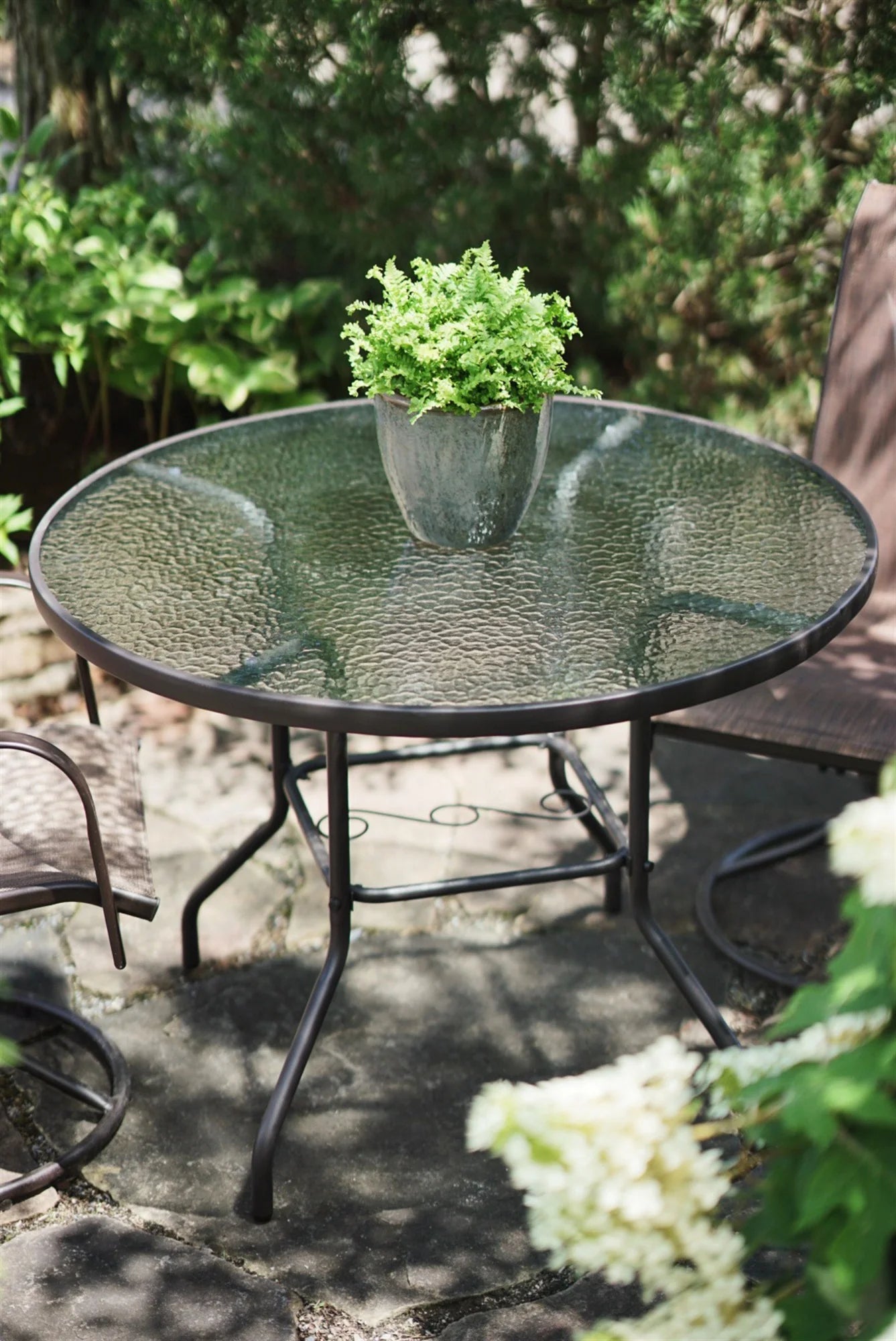 Garden Elements Outdoor Round Patio Dining Table, Steel Base and Rim with Waterwave Glass Top, Brown, 40"