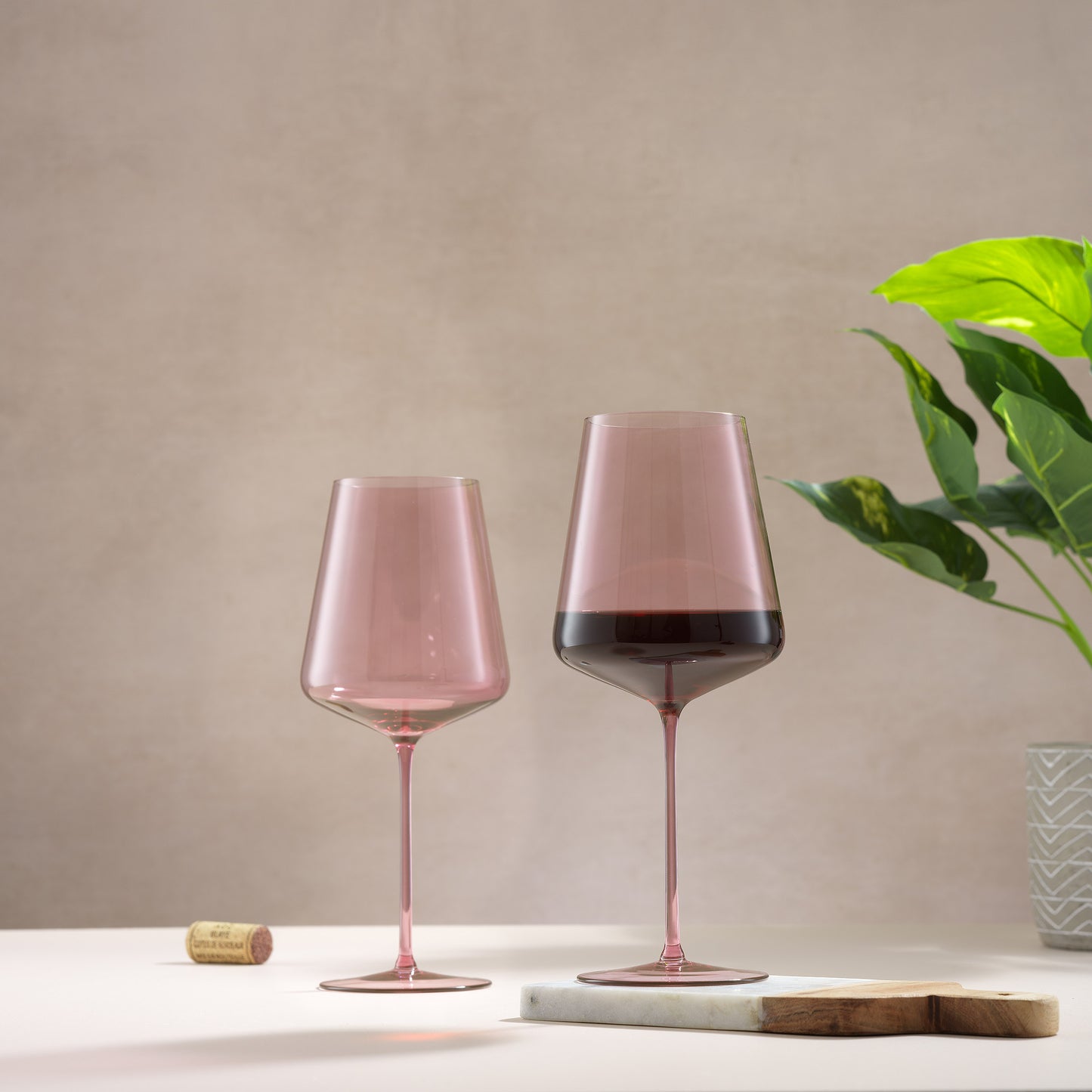 JoyJolt Sidney Red Wine Glasses, Set of 6