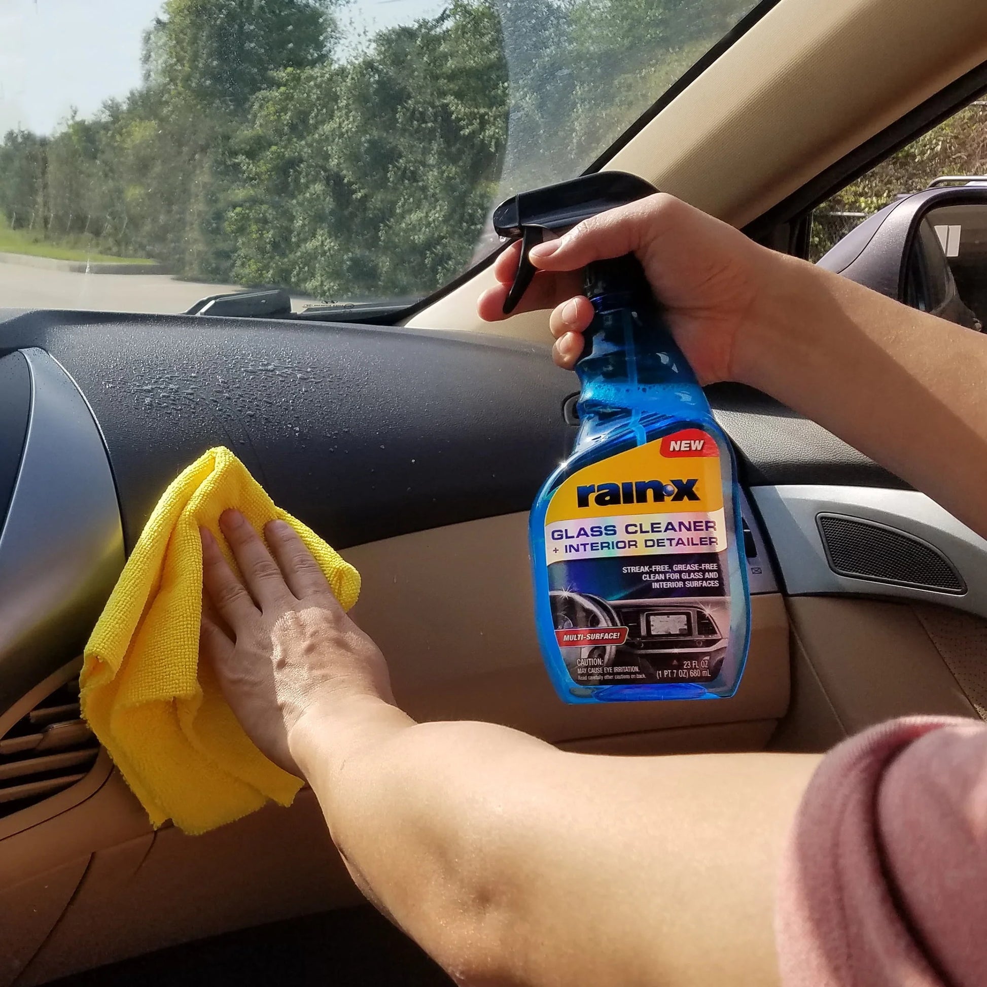 NEW! Rain-X Glass Cleaner With Interior Detailer 23oz - 620138