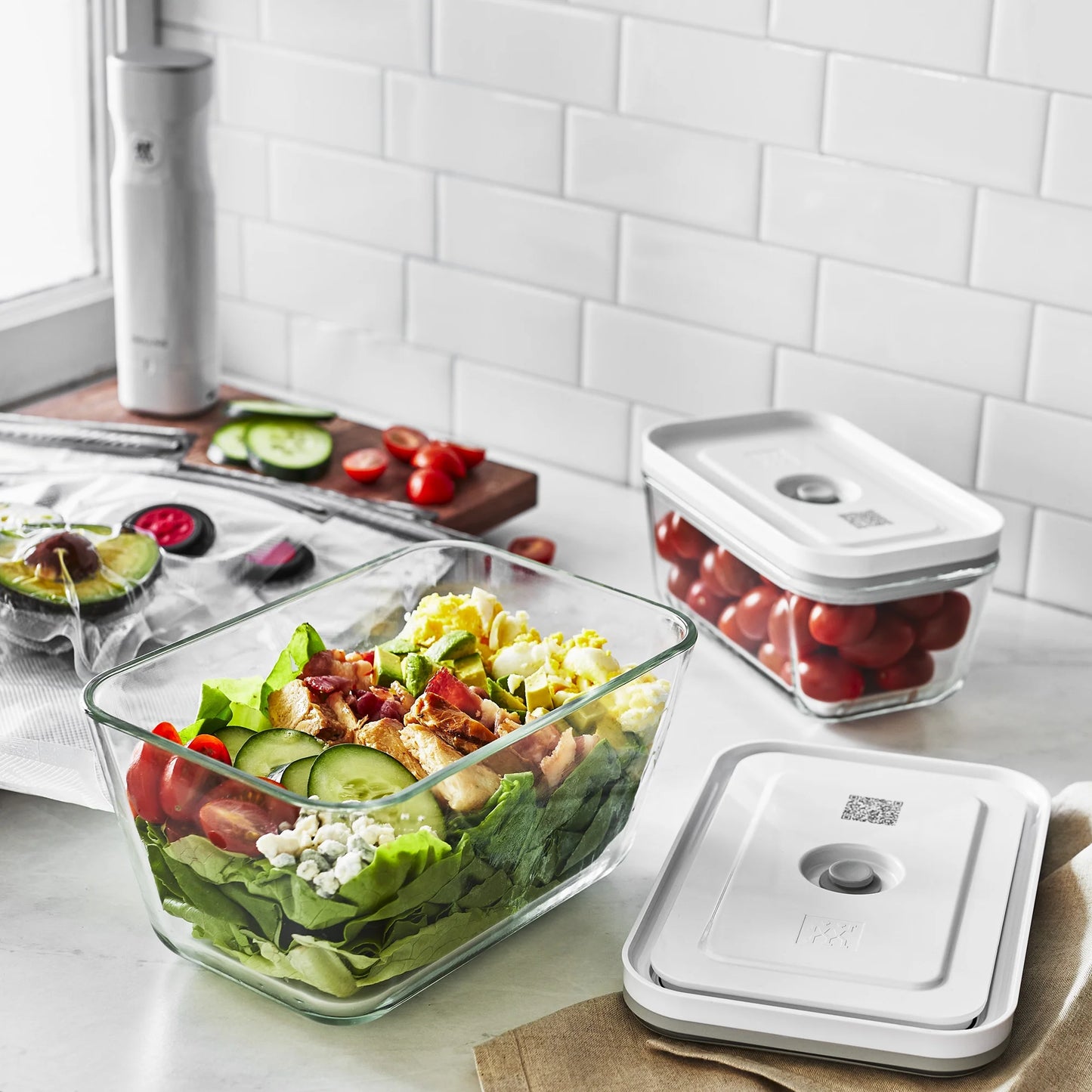 ZWILLING Fresh & Save 7-pc Vacuum Sealer Machine Starter Set, Sous Vide Bags, Meal prep, Airtight Food Containers Glass