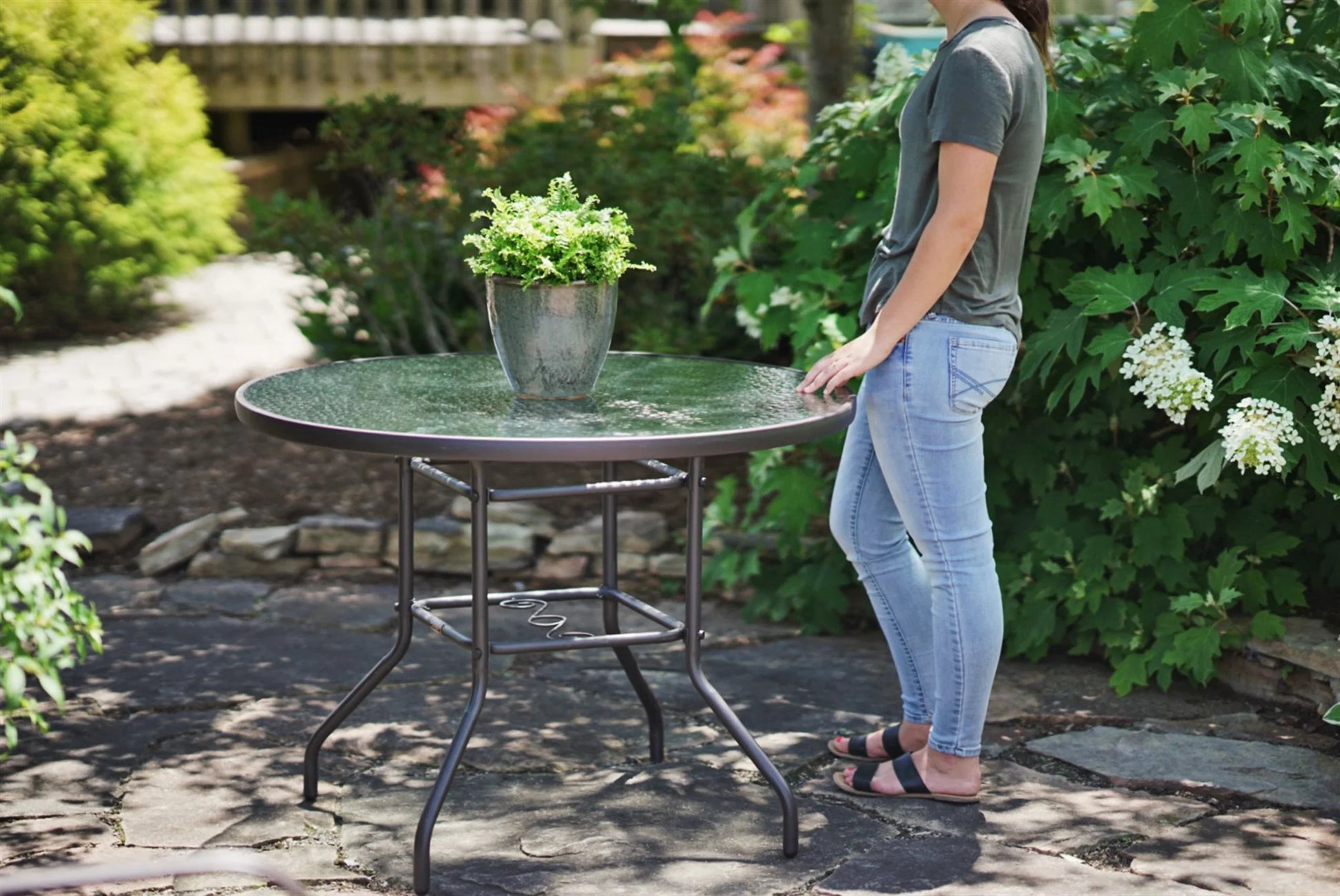 Garden Elements Outdoor Round Patio Dining Table, Steel Base and Rim with Waterwave Glass Top, Brown, 40"