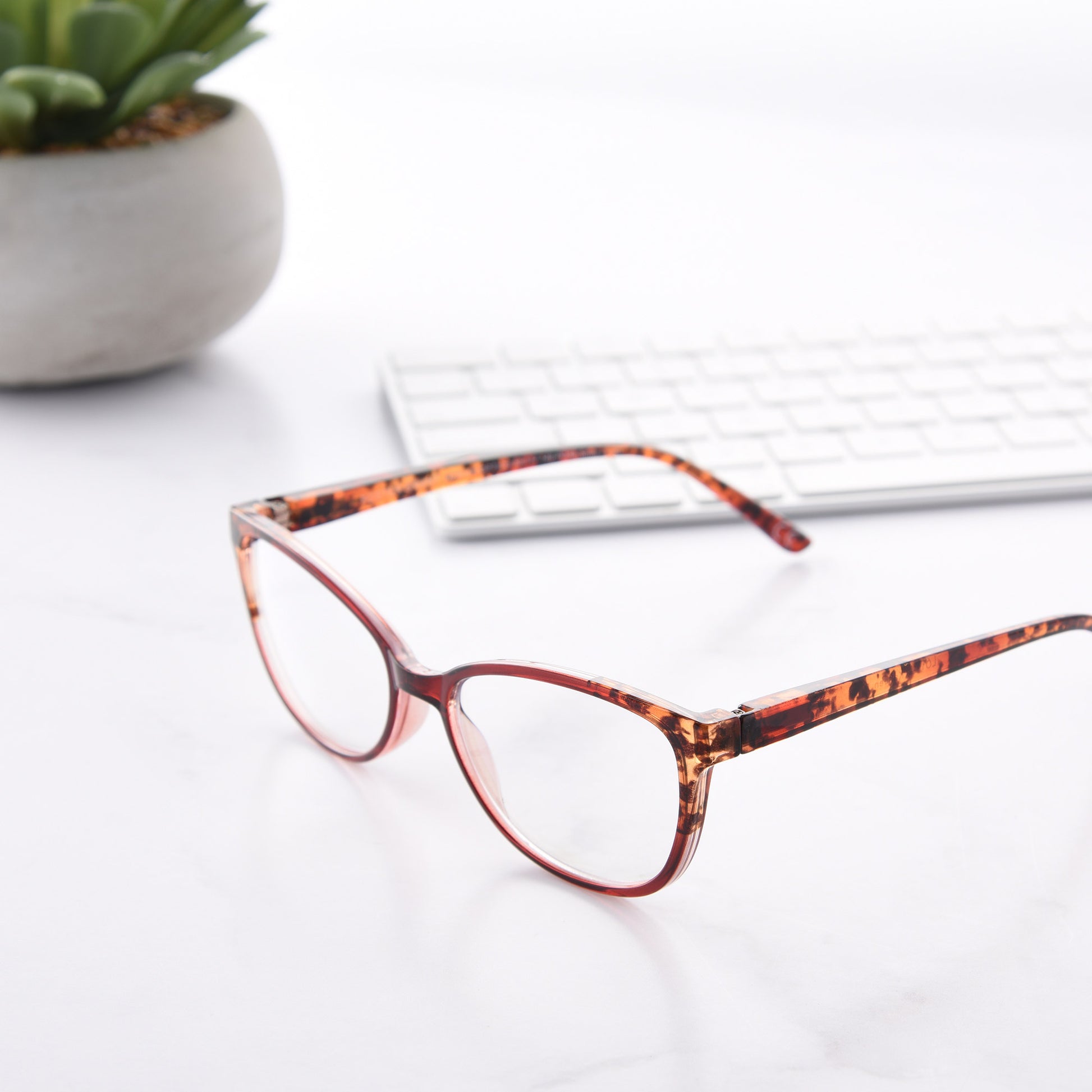 Foster Grant Design Optics Karleen Multifocal Reading Glasses, 2-pack