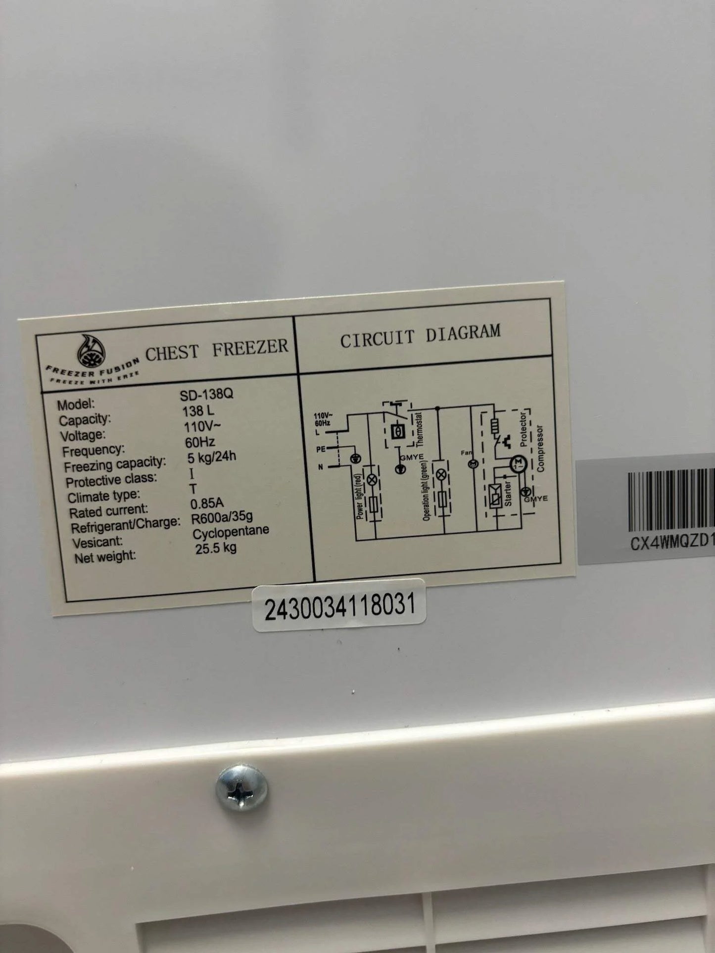 Glass Top Chest Freezer (24x19x30)