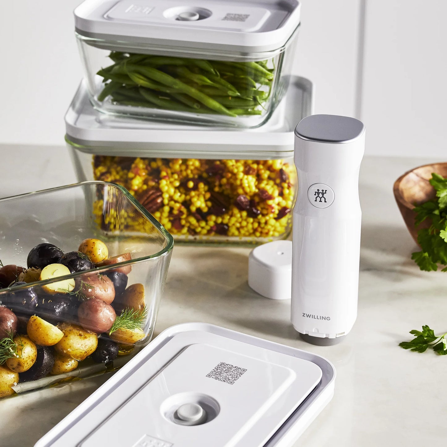 ZWILLING Fresh & Save 7-pc Vacuum Sealer Machine Starter Set, Sous Vide Bags, Meal prep, Airtight Food Containers Glass