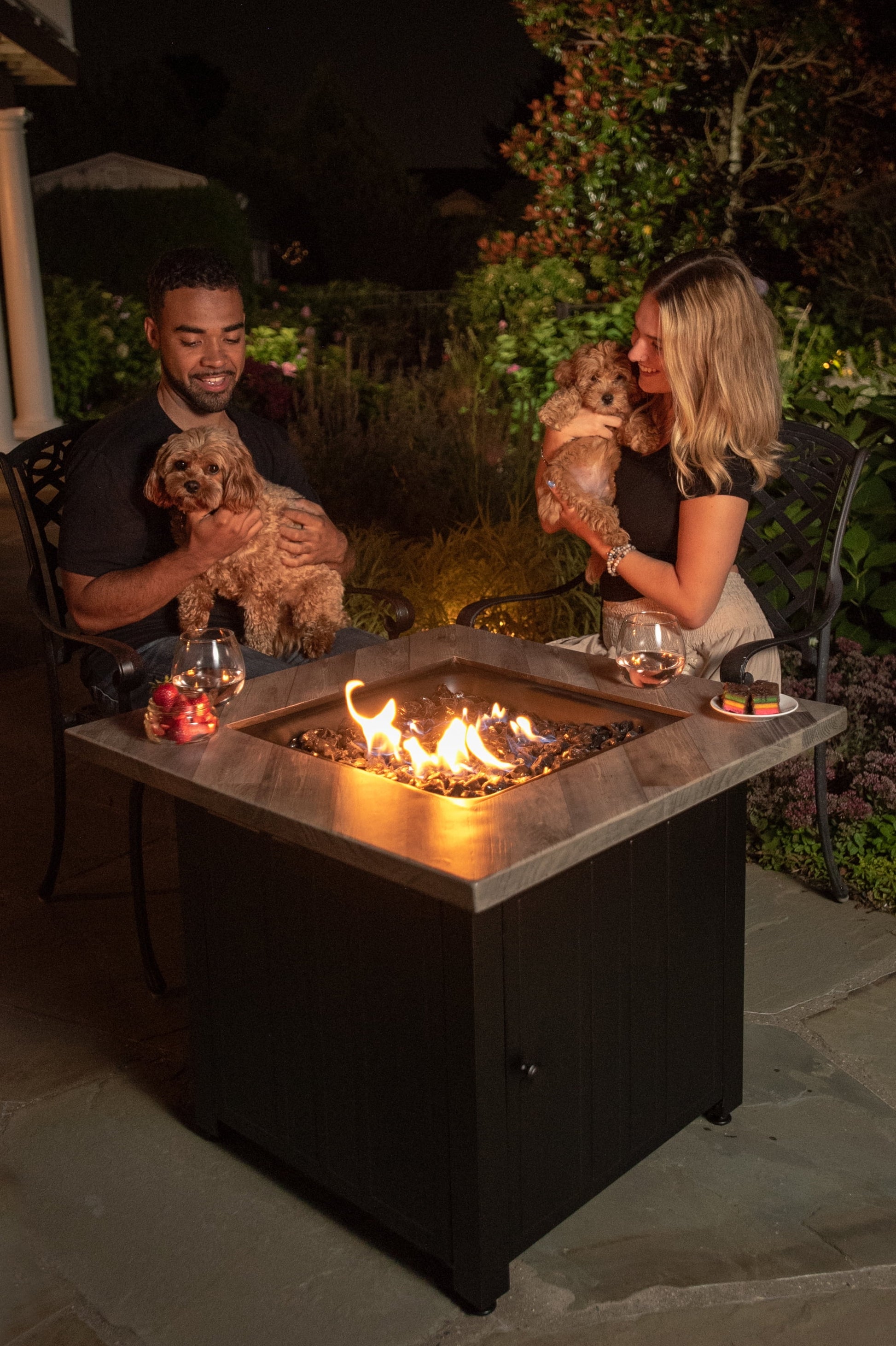 Endless Summer Harper LP Gas Outdoor Fire Pit Table with Fire Glass and Cover - GAD15299ES